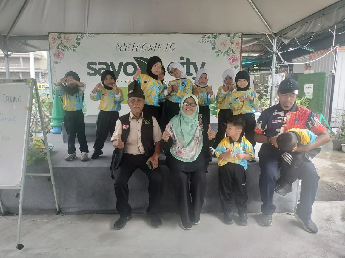 Foto hero: aktiviti pelawat